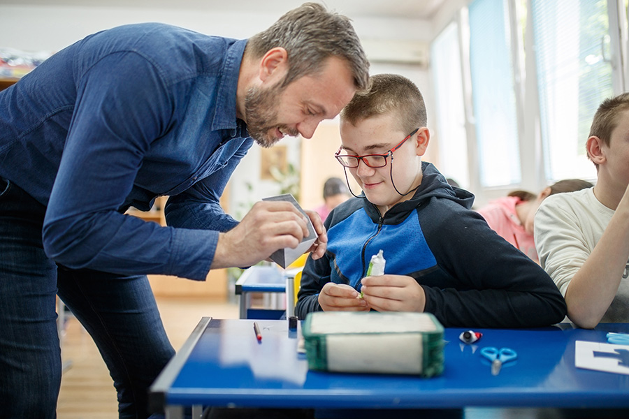 Paraprofessional Shortage Leads to Partnership with Twin Cities School of 10,000+ Students